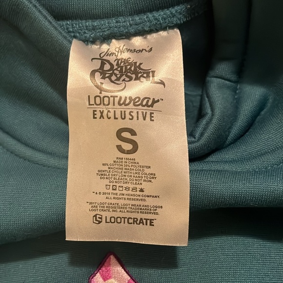 Dark Crystal Lootwear Exclusive Capelet. - Picture 6 of 8